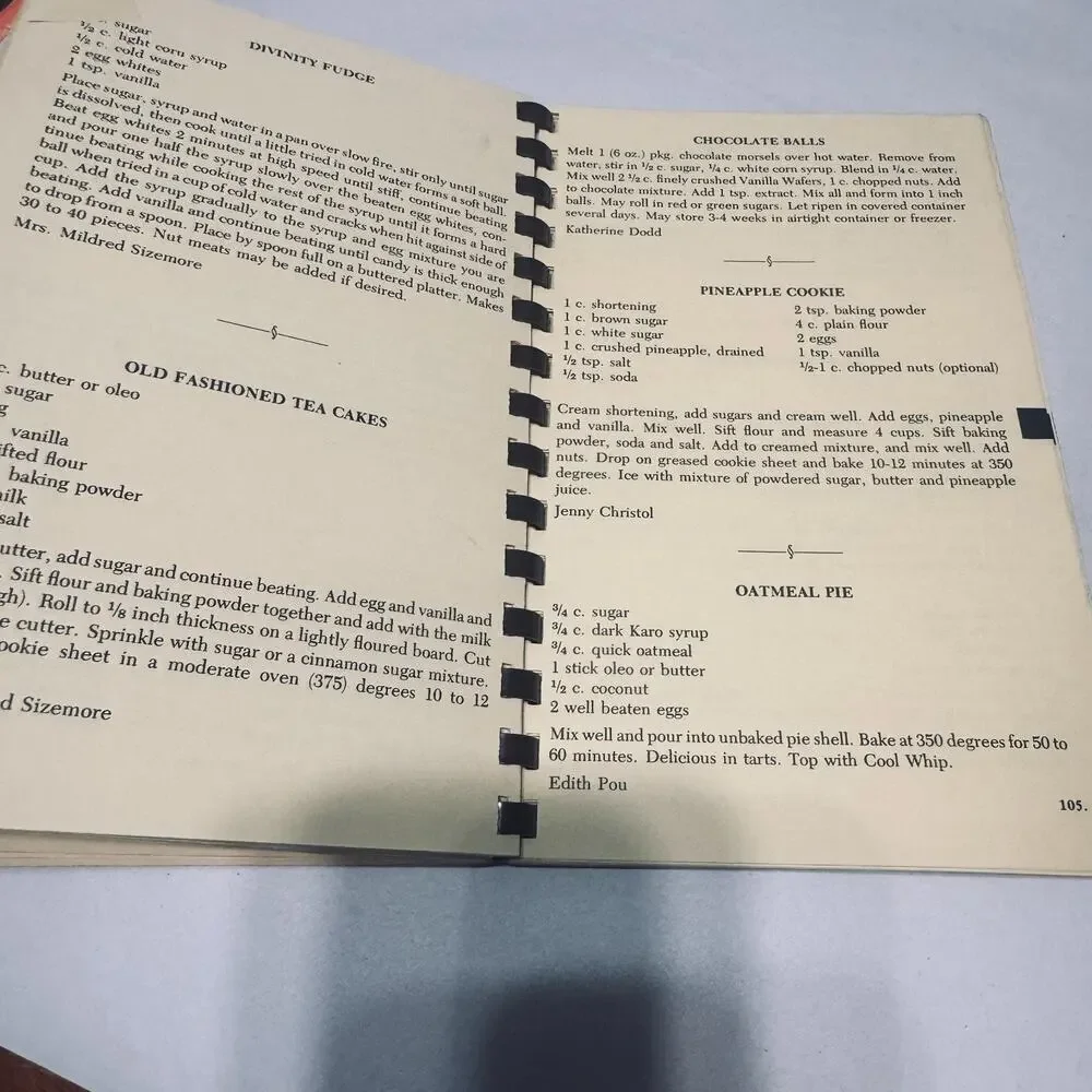 Chickamauga, Georgia Cookbook 1975 Homemaker's Club w/ Landmark Sketches‎